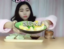 小姐姐吃东西减压图片,小姐姐的甜蜜治愈时刻