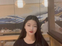 现在网红小姐姐的生活照,时尚穿搭与生活点滴